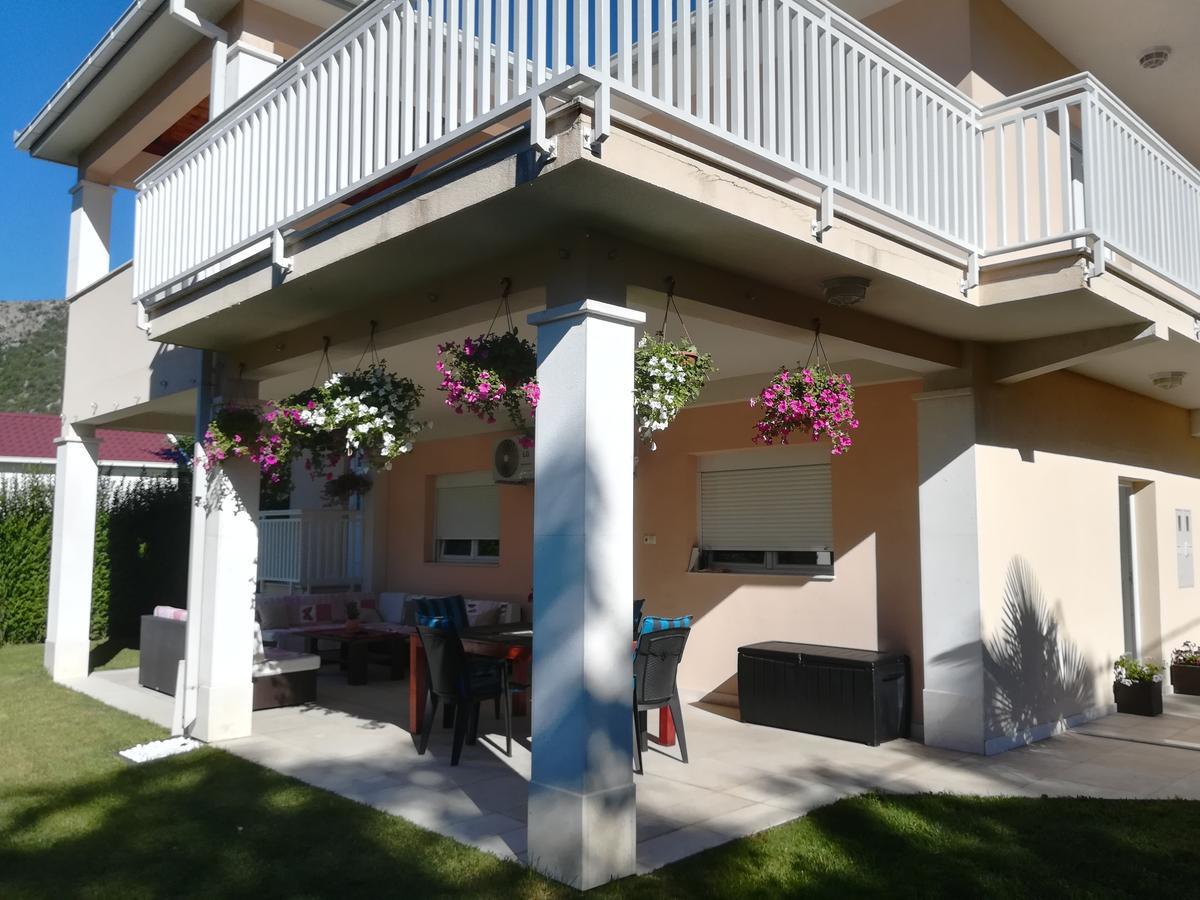 Riverside Guesthouse Pocitelj 외부 사진