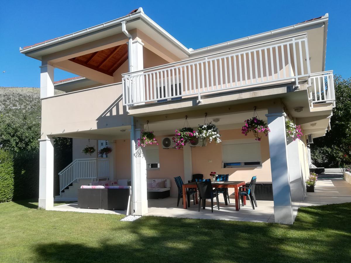 Riverside Guesthouse Pocitelj 외부 사진