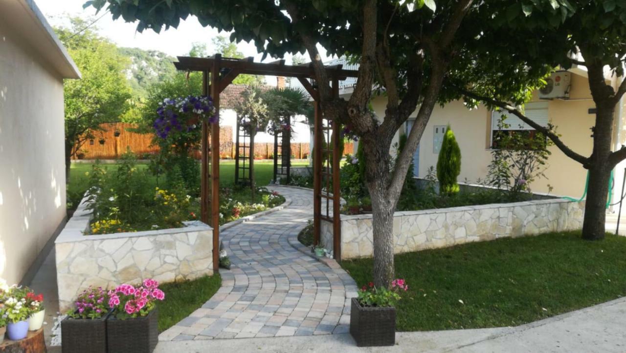 Riverside Guesthouse Pocitelj 외부 사진